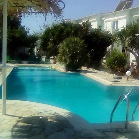 Sea Shell Apartments Pírgosz Pszilonéru Kültér fotó